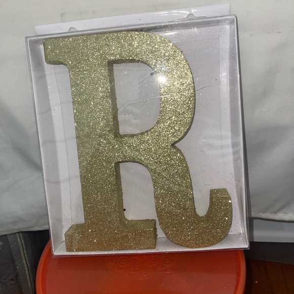 Gold Glitter Letters - Picture 9 of 16